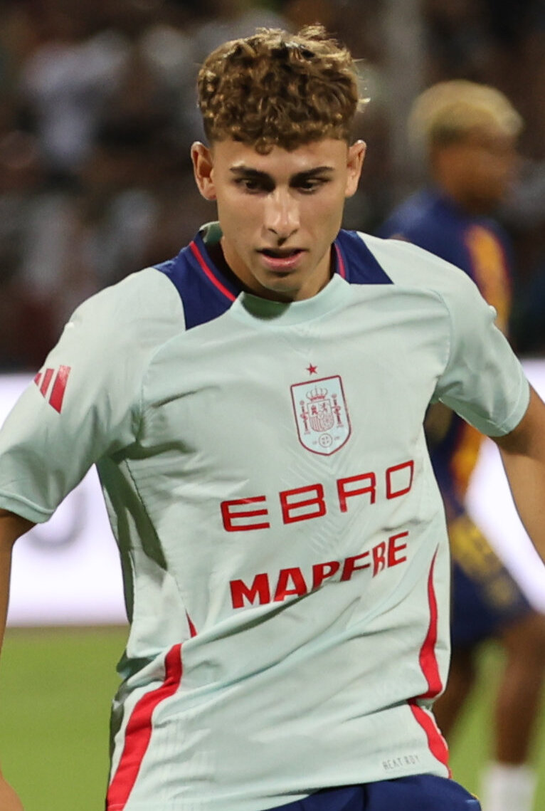 Fermín López ruled out of World Cup after Barcelona midfielder fractures metatarsal
